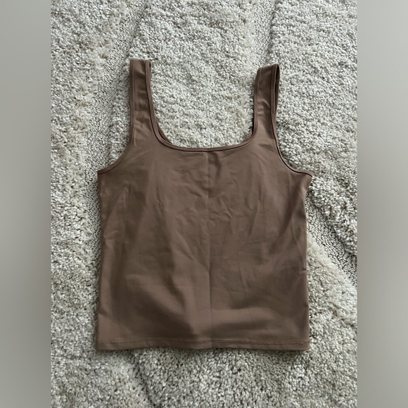 Abercrombie & Fitch Tops - Abercrombie Cotton-Blend Seamless Fabric Squareneck Tank.